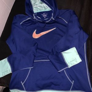 ❄️NIKE THERMA-FIT HOODIE❄️